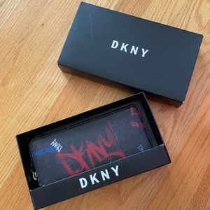DKNY Wallet